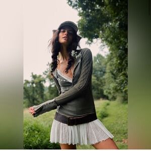 Free People We The Free Twisted Cable cuff top